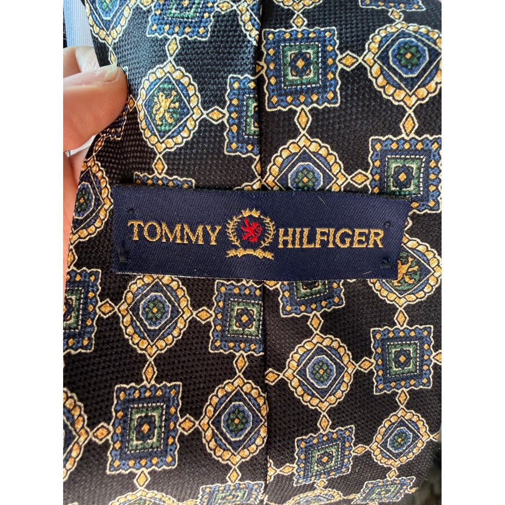 Tommy Hilfiger Mens Silk Tie Navy Blue Gold Green Geometric Medallion Crest - Picture 7 of 7